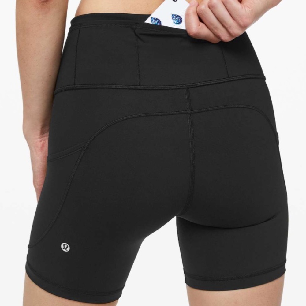 Black fast & free short 6”